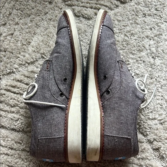 Toms Brown and White Canvas Oxfords with Minimalist Design Size 11 - Picture 6 of 10